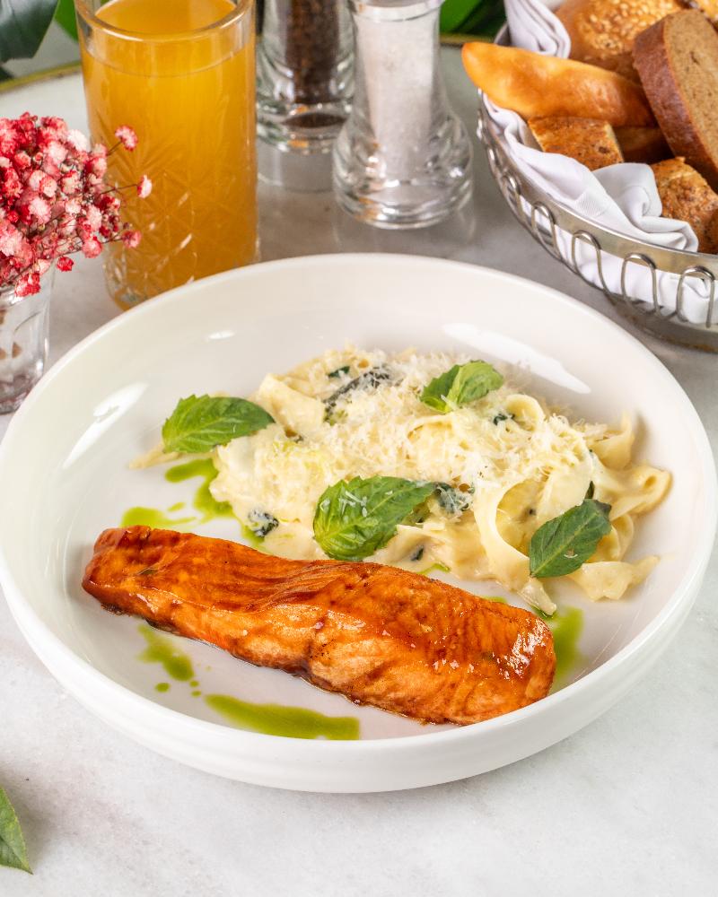 Salmon Fettuccine