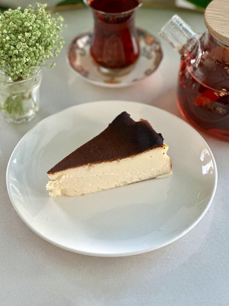 San Sebastian Cheesecake 